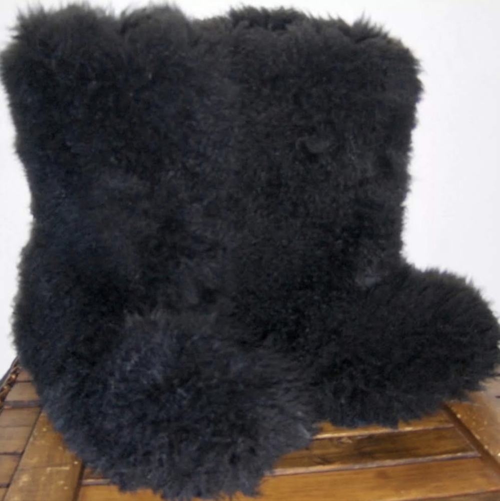 RARE UGG FLUFF MOMMA SHEEPSKIN FUR BOOTS SKI APRES FURRY BOOTIE